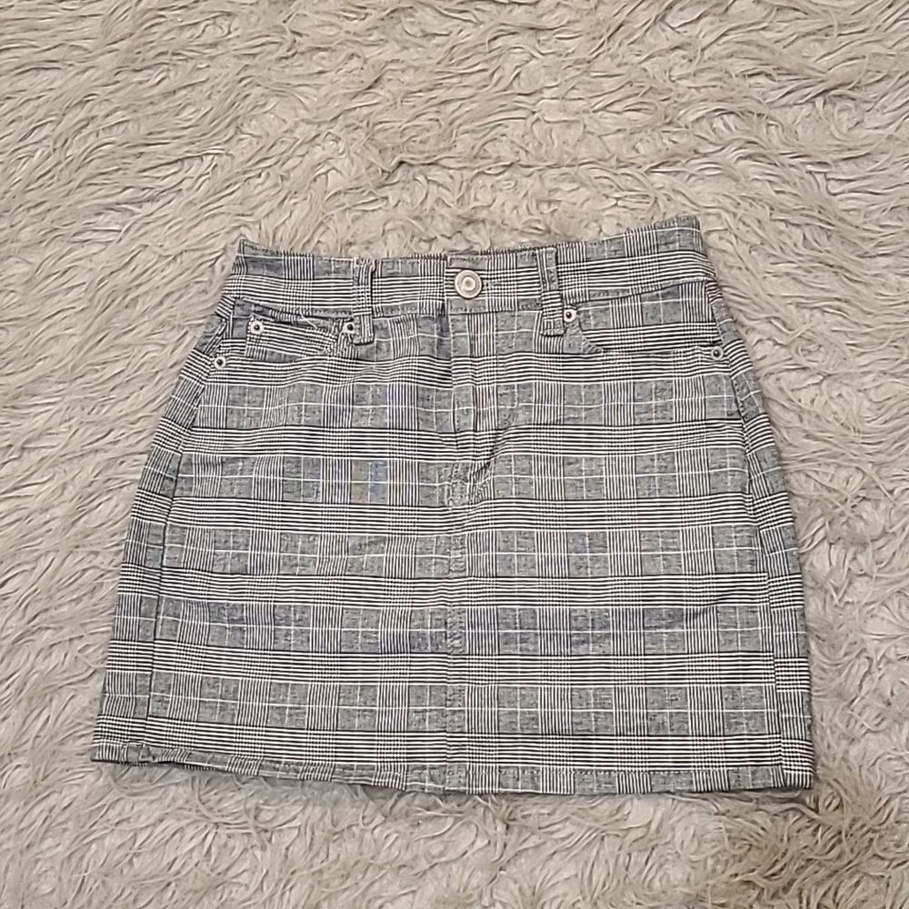 American eagle outfitters womens white and black plaid cotton stretch mini skirt